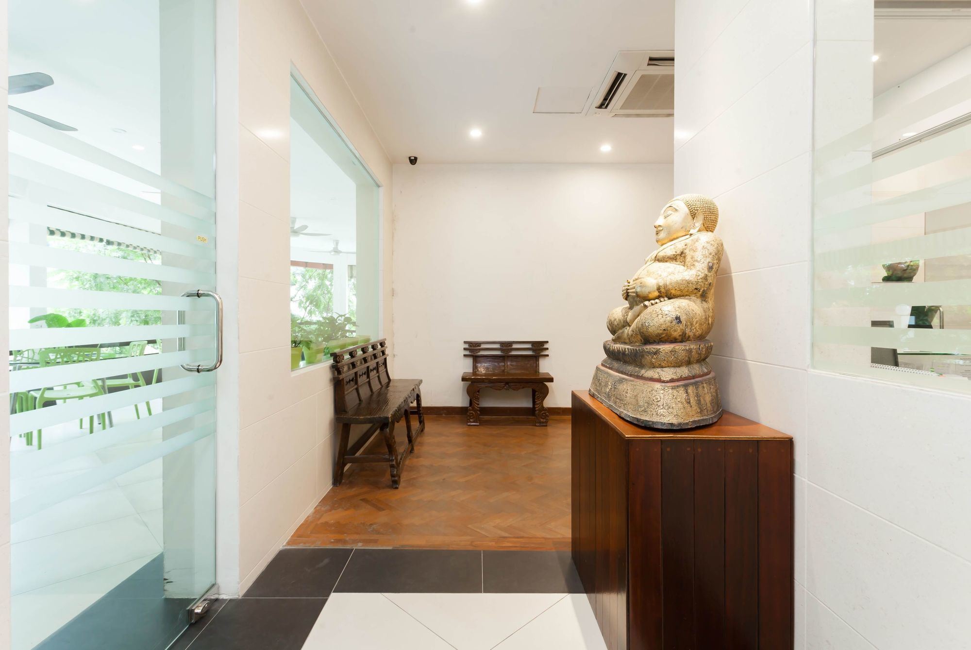 Zen Rooms Raja Chulan Kuala Lumpur Exterior photo
